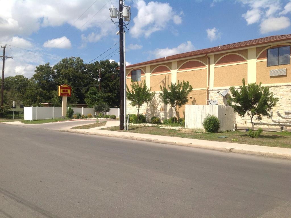 Camino Real Motel San Antonio Bagian luar foto